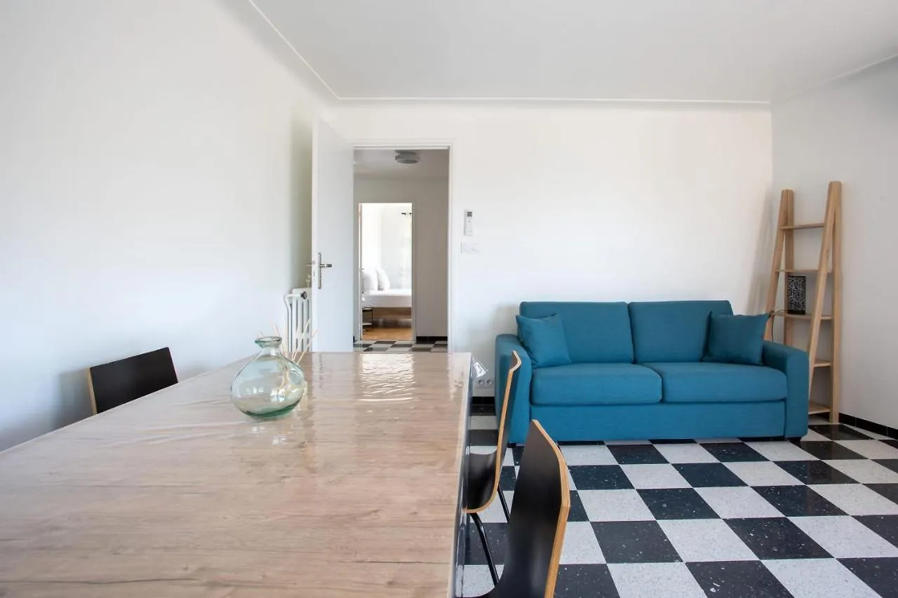 Apartment T2 Air-Conditioned Sea View Saint-Laurent-du-Var 0*,  Francja