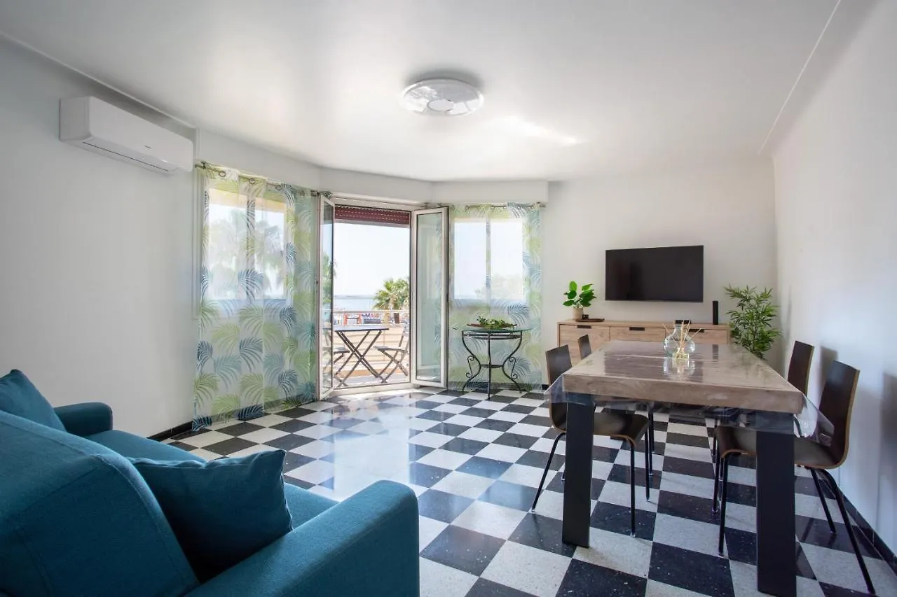 Apartment T2 Air-Conditioned Sea View Saint-Laurent-du-Var