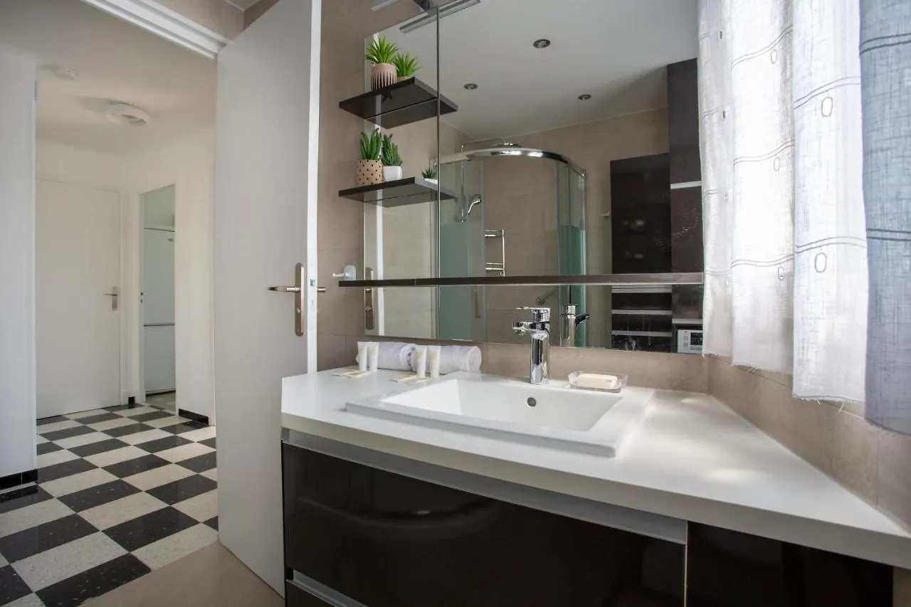 Apartment T2 Air-Conditioned Sea View Saint-Laurent-du-Var