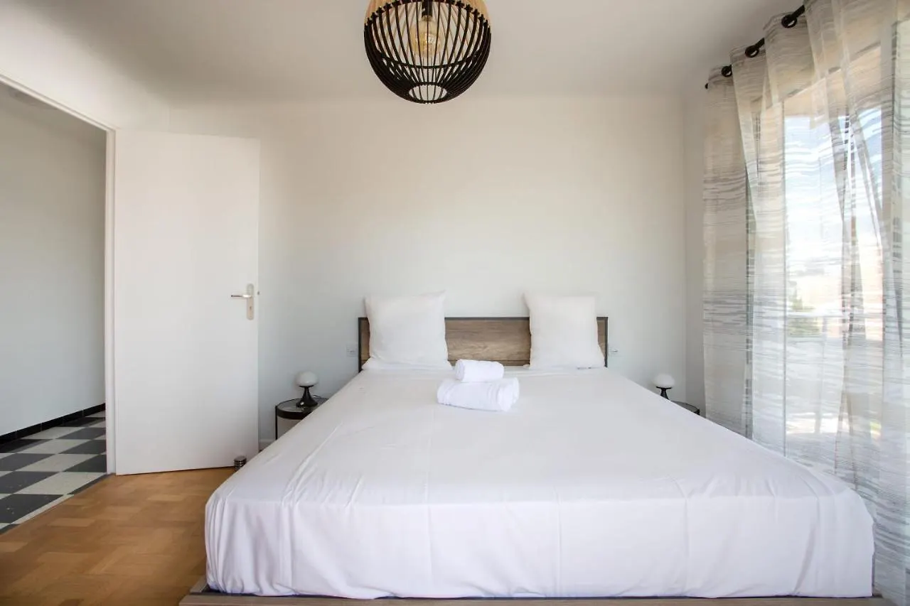 Apartment T2 Air-Conditioned Sea View Saint-Laurent-du-Var Francja
