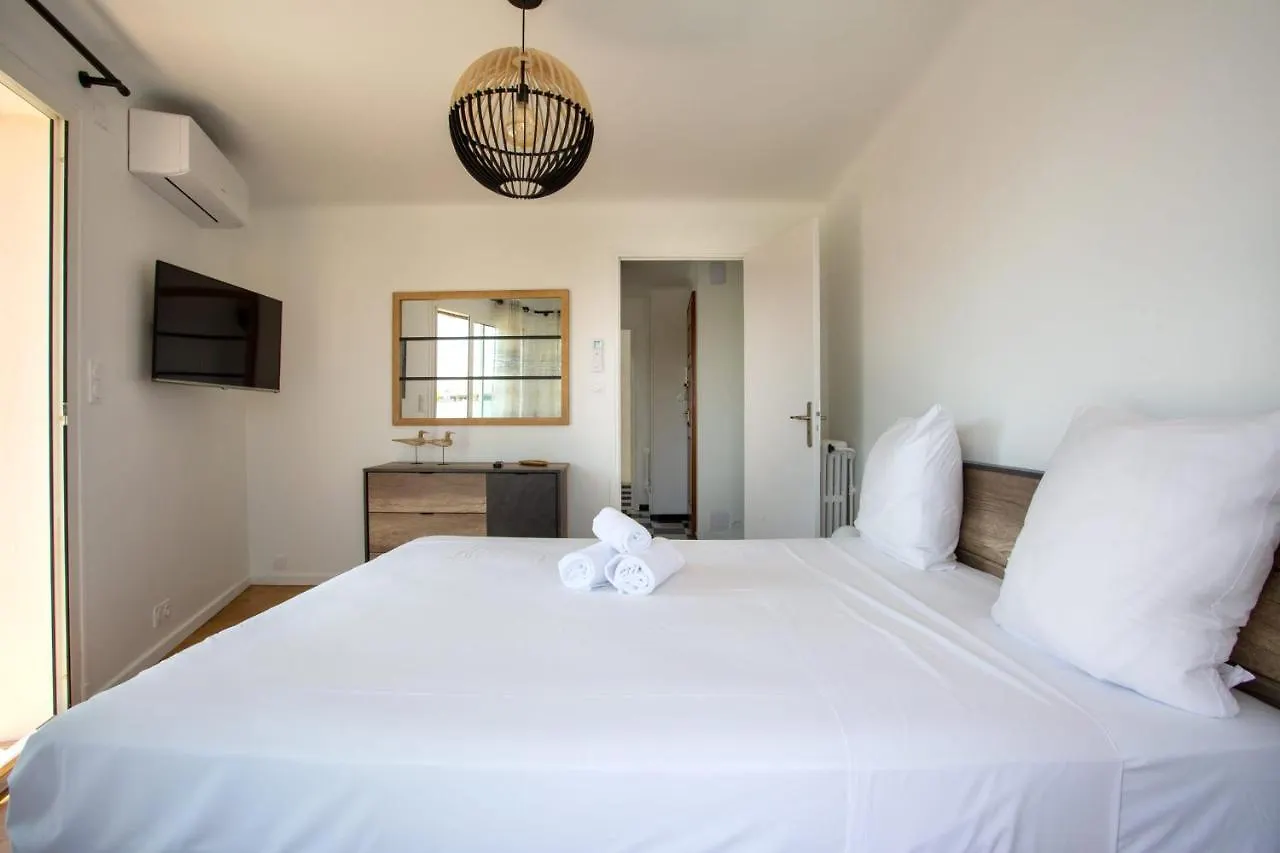 Apartment T2 Air-Conditioned Sea View Saint-Laurent-du-Var