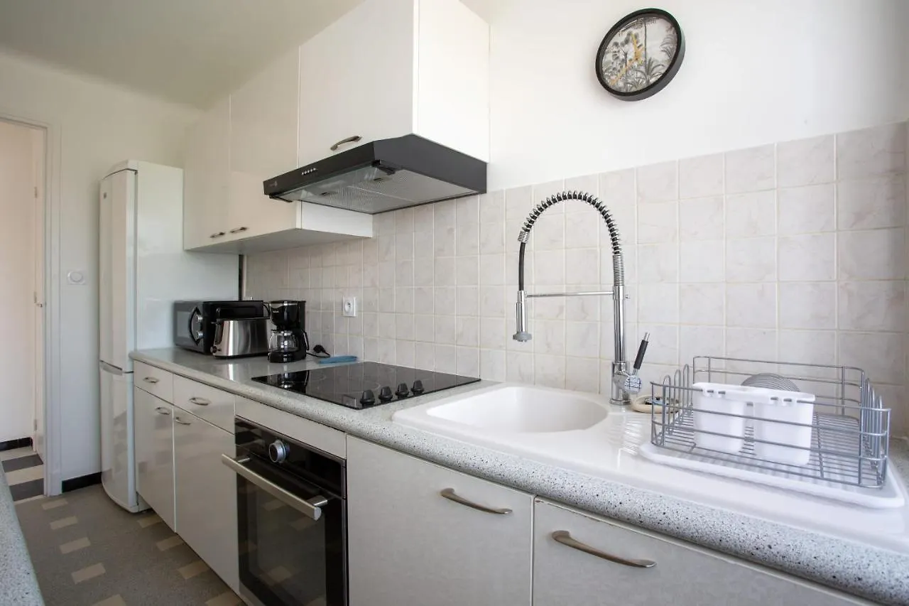 Appartement T2 climatisé vue mer Saint-Laurent-du-Var